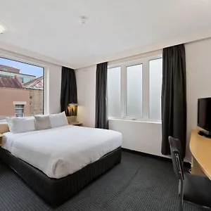 **** Hotel Allurity Australia
